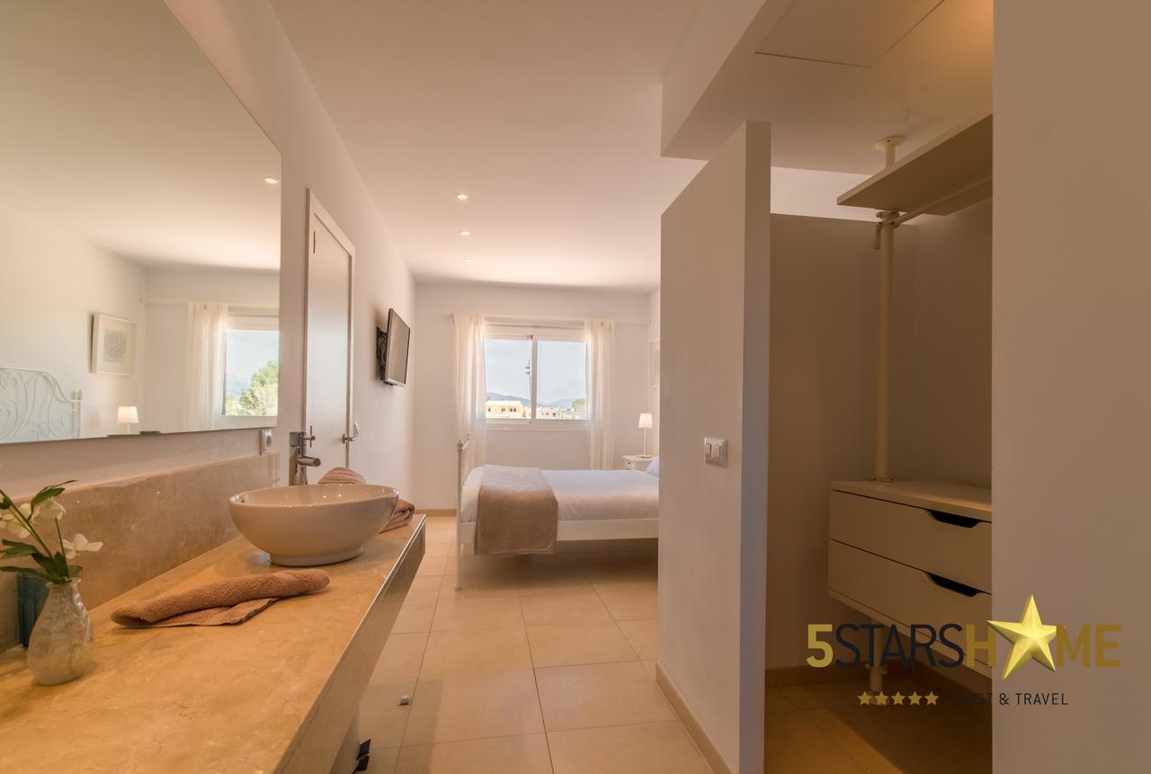 - 218261 Villa Alcudia (Mallorca)